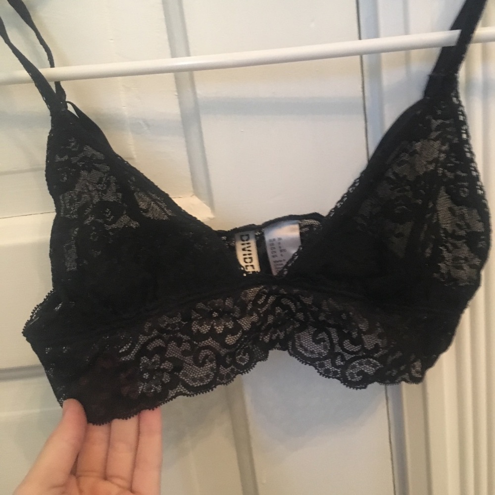 Black lace bralette